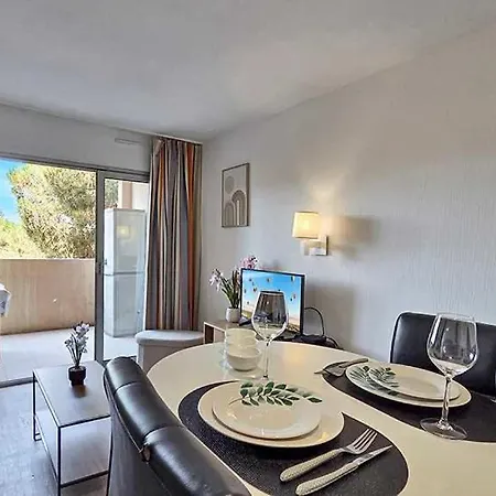 Cb287 Climatise, Balcon, Piscine, Proche Plages * קאן